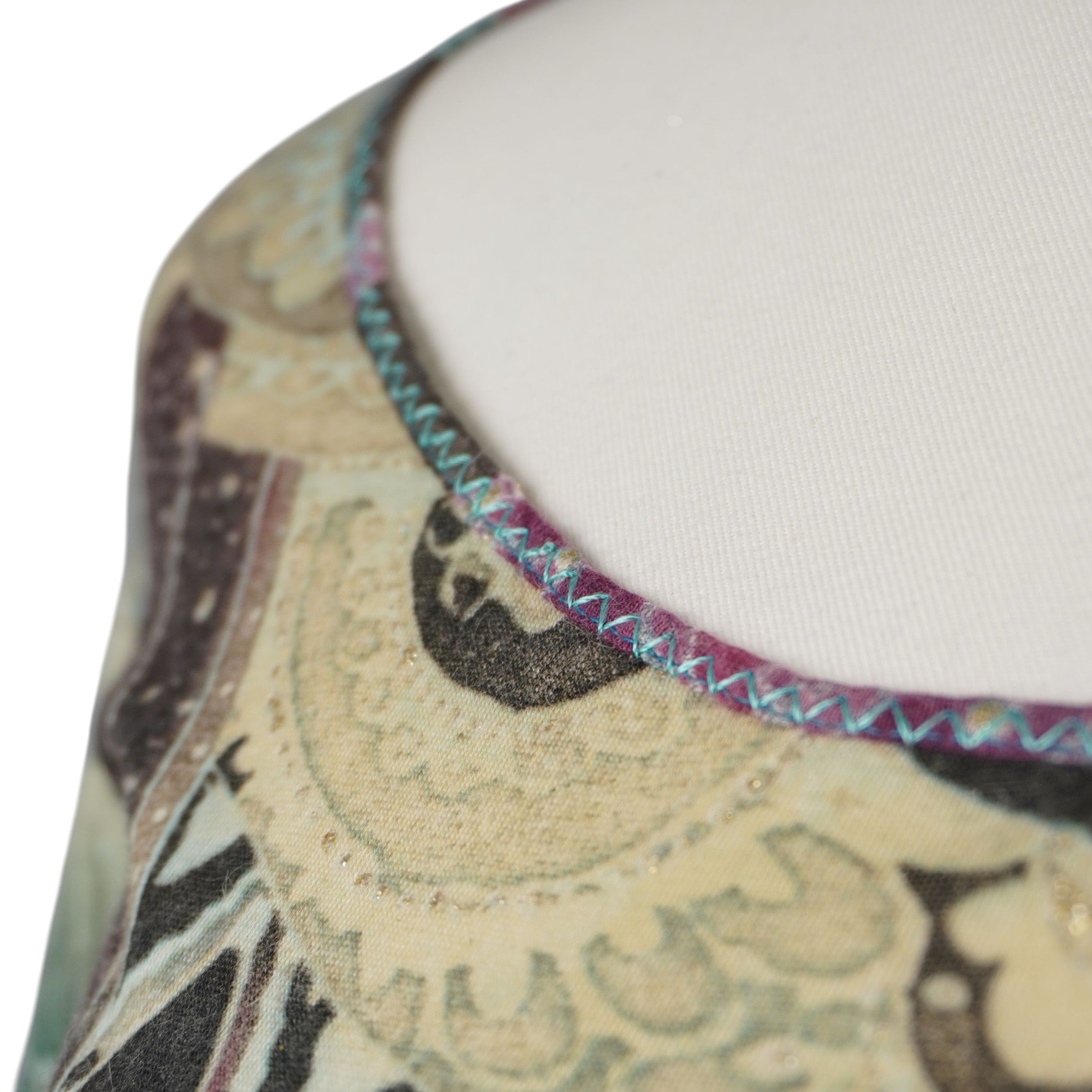 Maglia Vintage Class Roberto Cavalli in Cotone e Angora – Stampa Paisley e Dettagli Oro