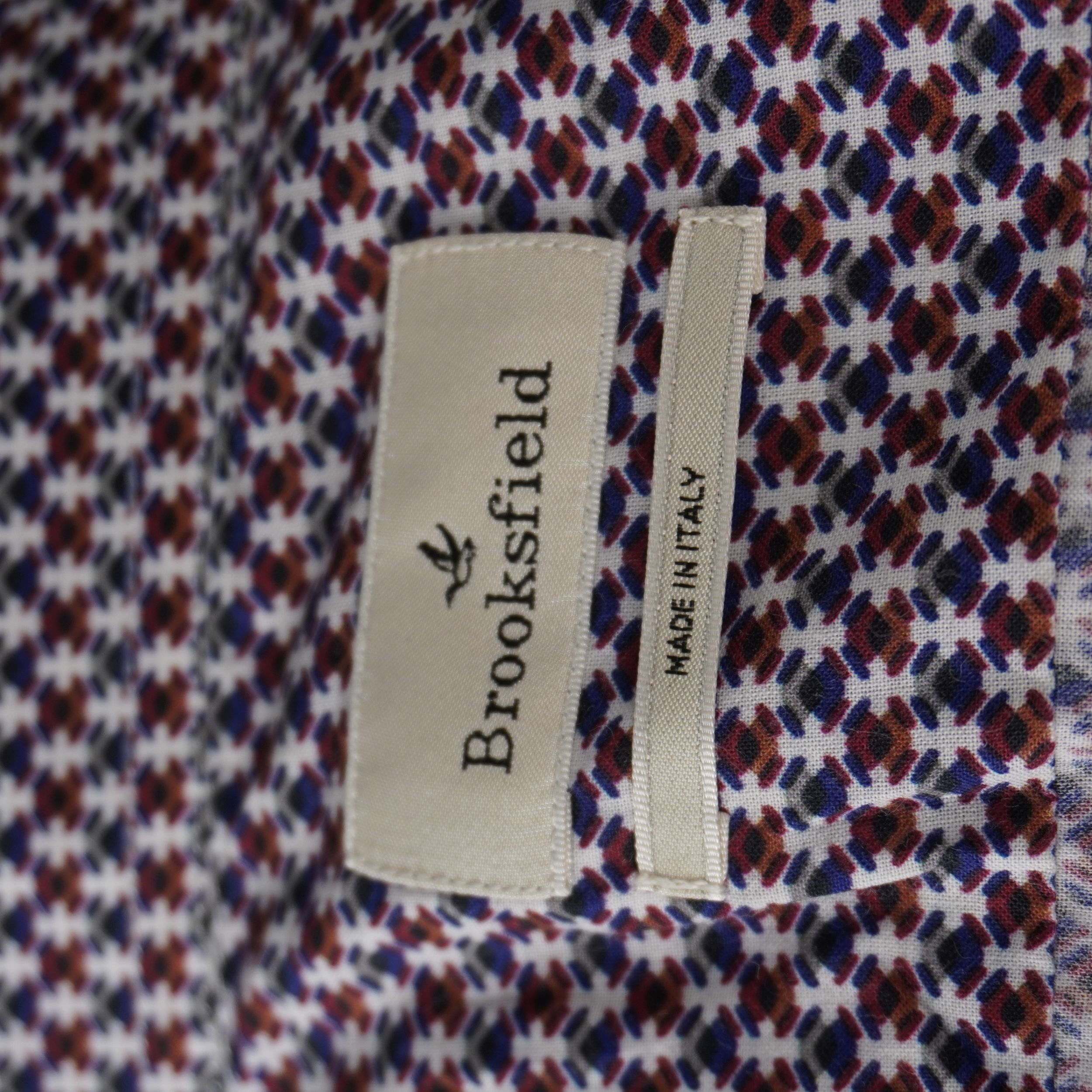 Etichetta interna Brooksfield Torino, eccellenza del distretto tessile di Biella, Made in Italy.
