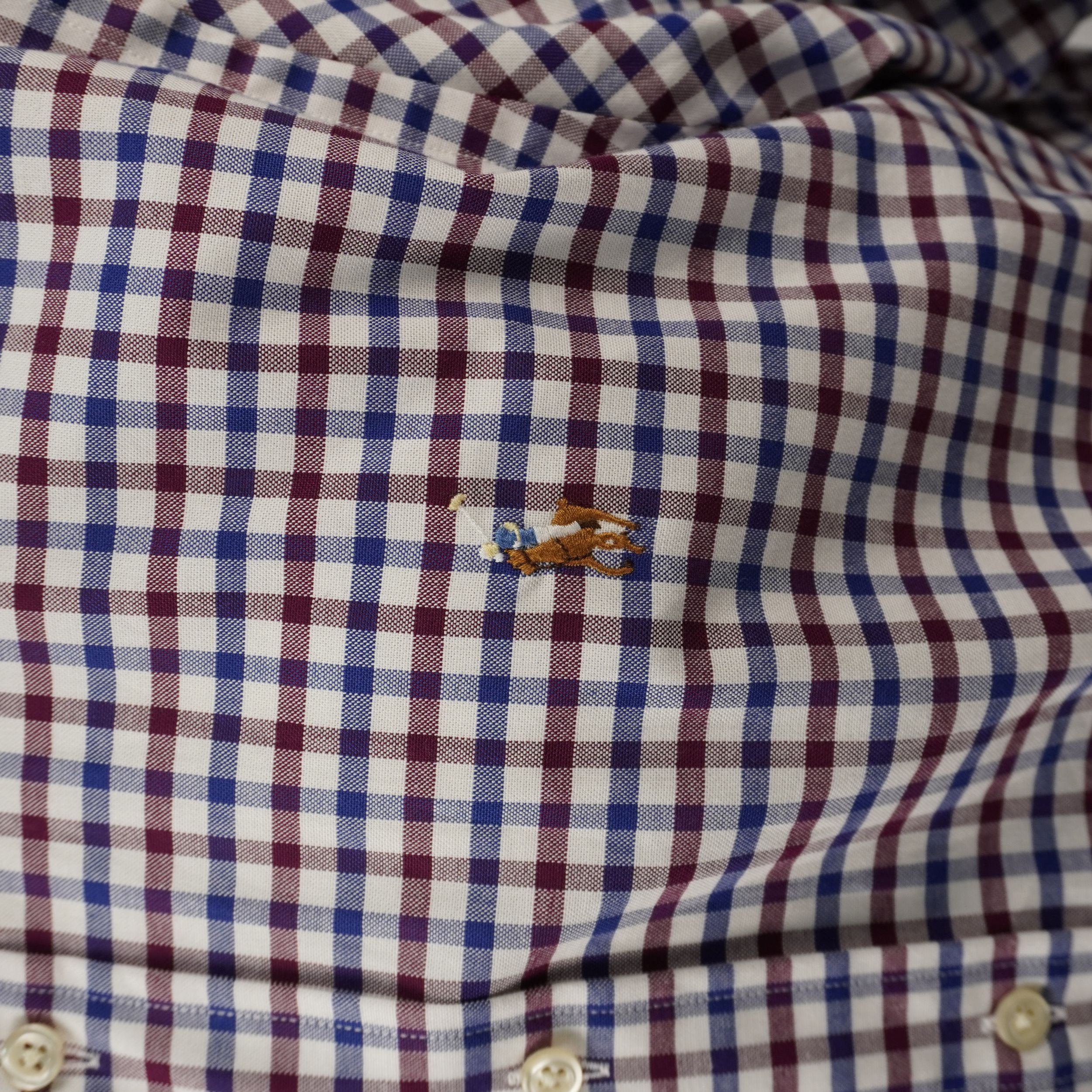 Camicia uomo Polo Ralph Lauren Slim Fit in cotone stretch a quadretti bordeaux e blu navy, taglia M, logo pony ricamato e condizioni eccellenti.