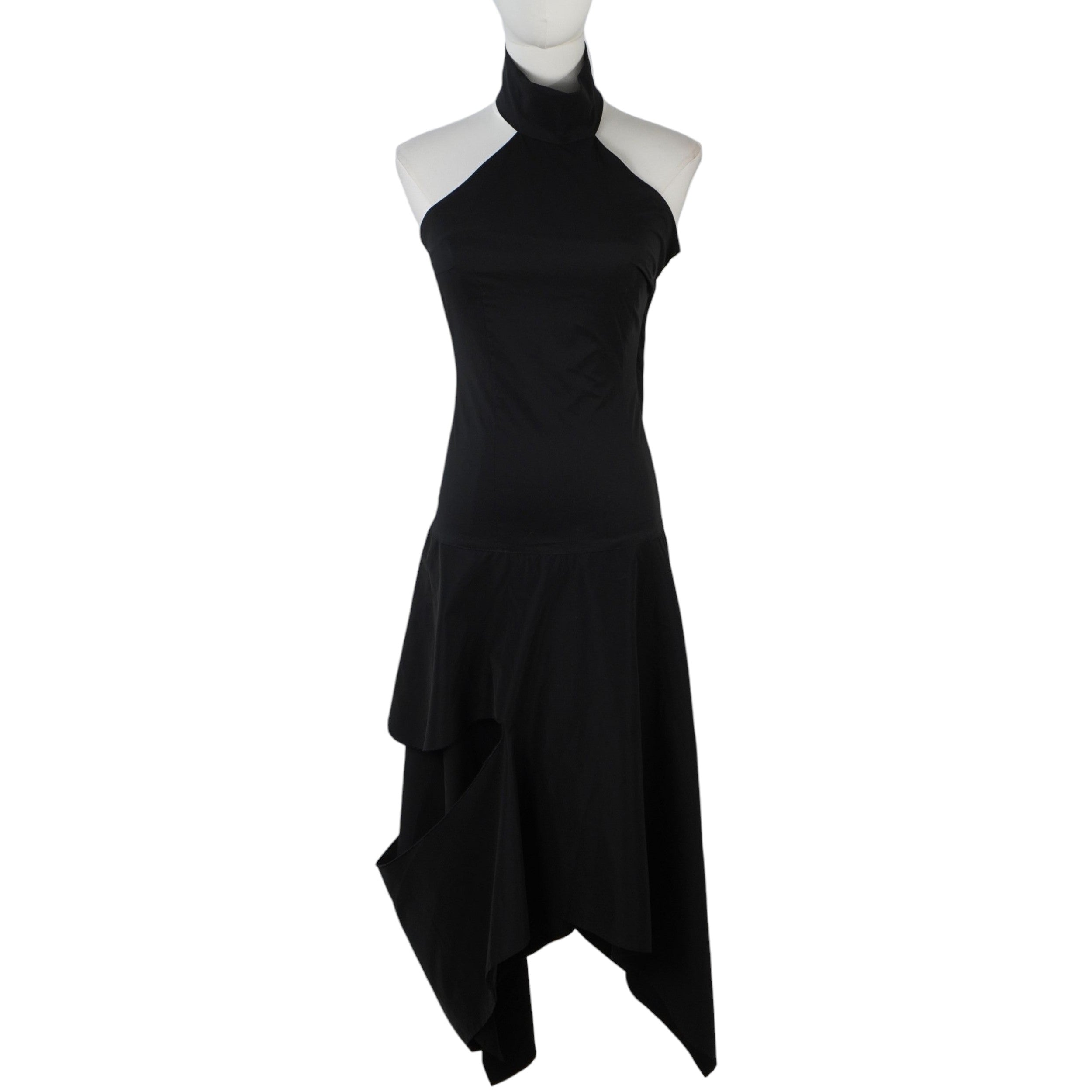Abito midi nero Flavio Castellani originale, vista frontale intera su manichino con scollo halter alto e gonna asimmetrica a punte.