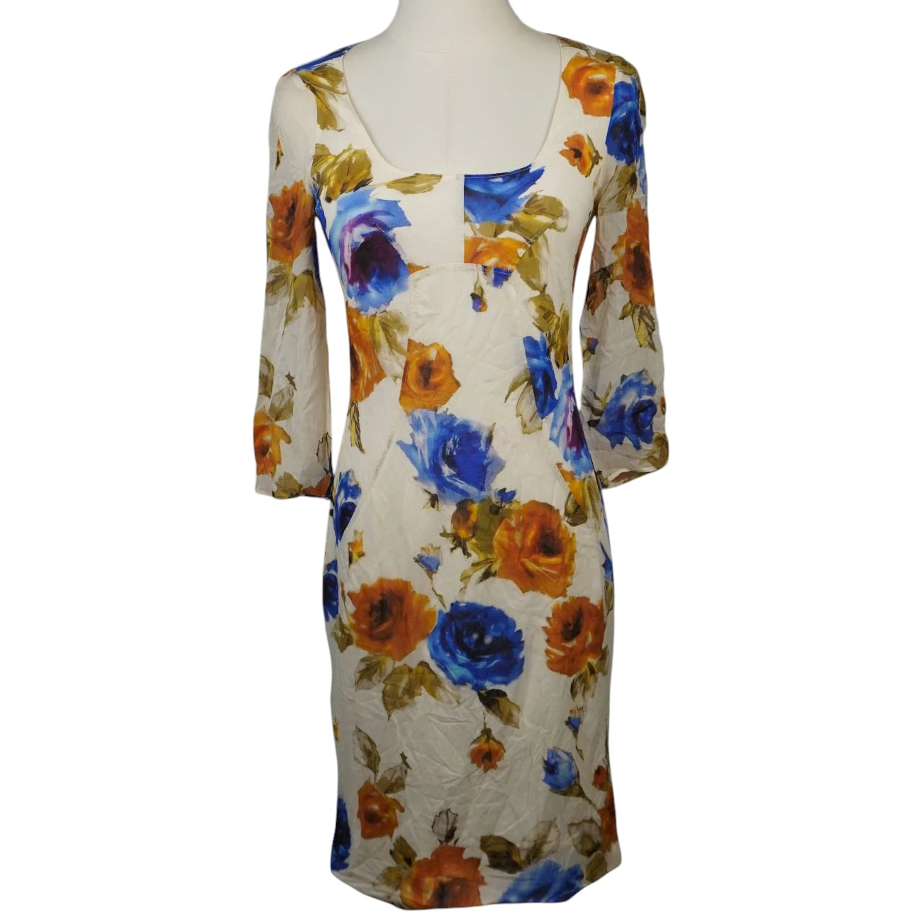 Vista frontale dell'abito a tubino midi D&G Dolce e Gabbana vintage con stampa floreale a rose blu e arancioni