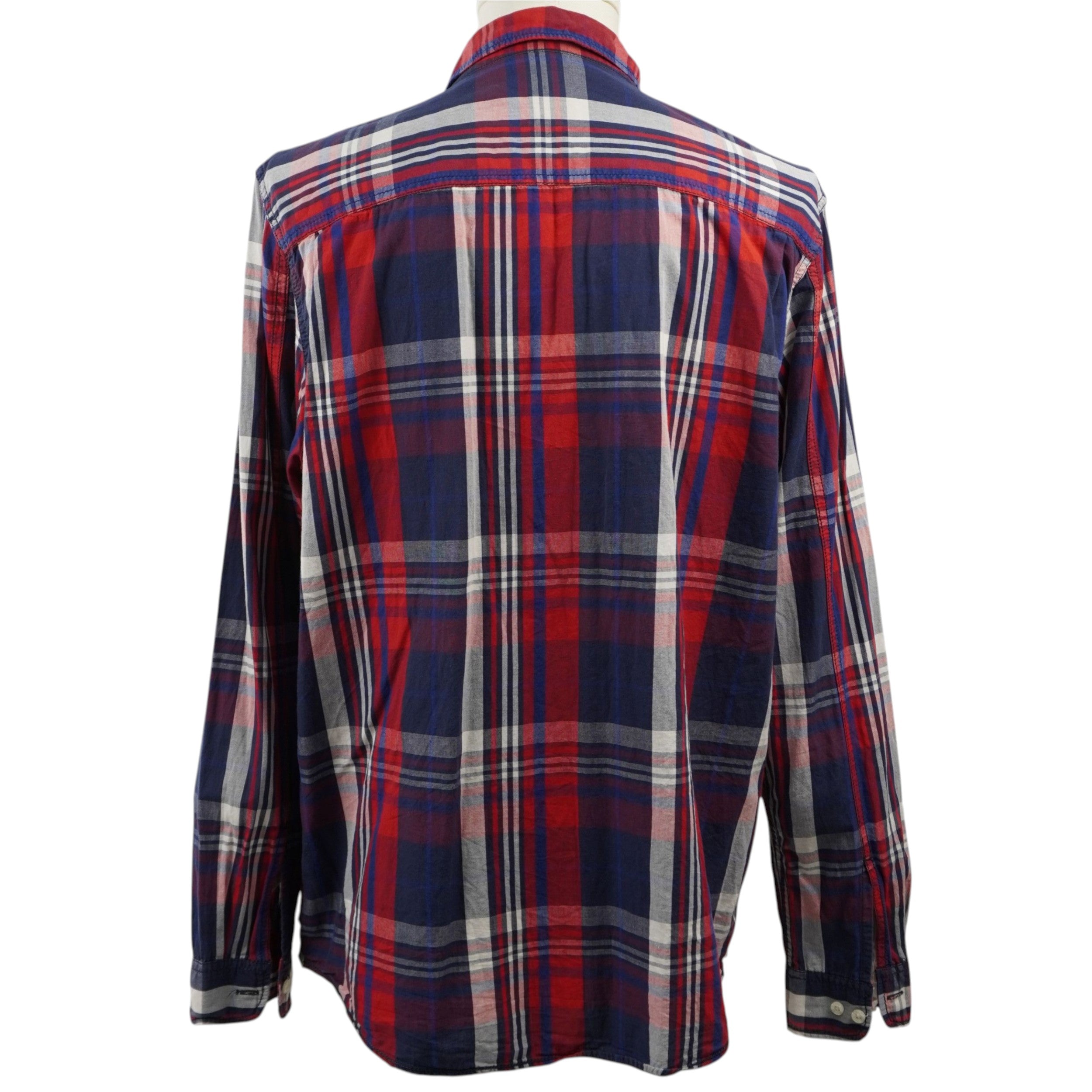 Vista posteriore intera della camicia vintage Lee a quadri regular fit.