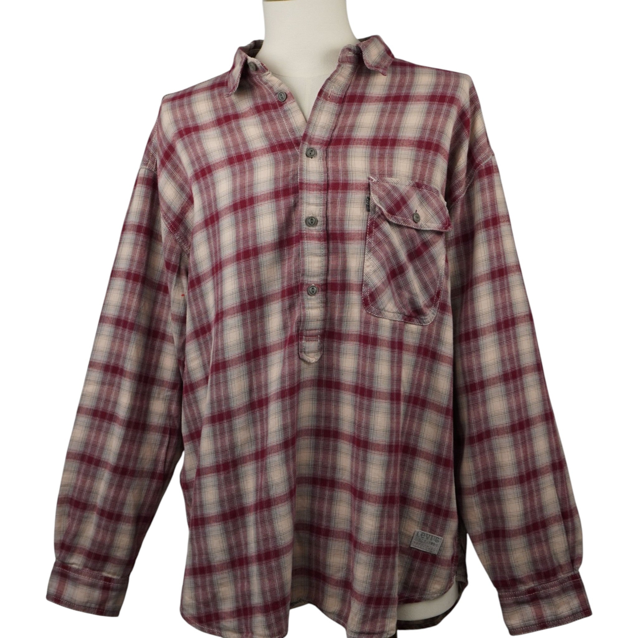 Camicia vintage Levi's in flanella a quadri bordeaux e grigi, taglia XL, vista frontale su manichino, stile workwear americano.