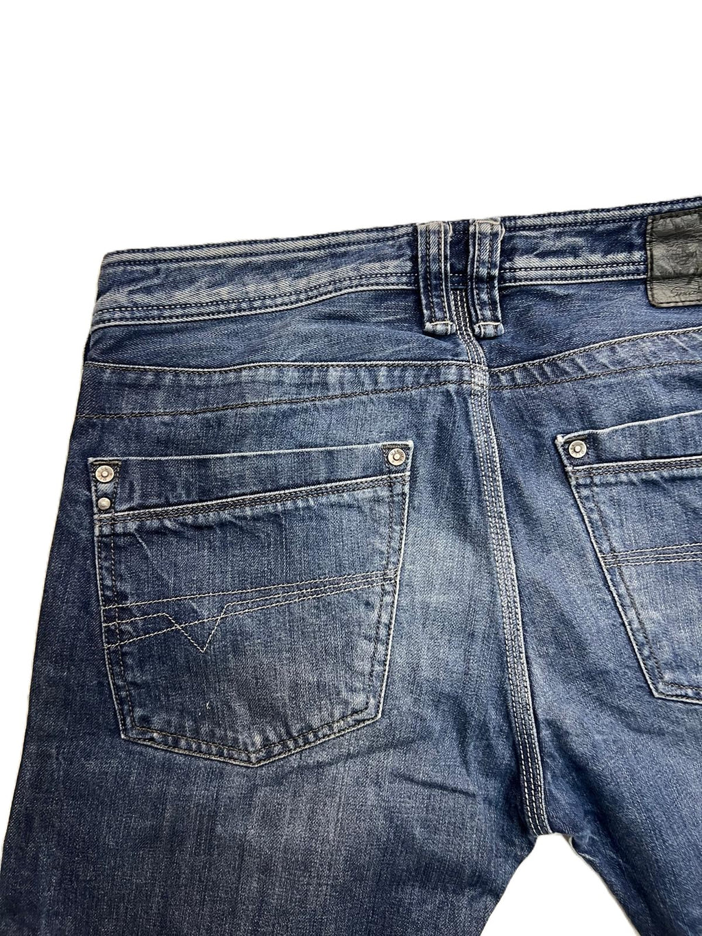 Jeans uomo Diesel Industry Timmen W32 L32, denim blu scuro effetto vissuto - dettaglio tasca retro