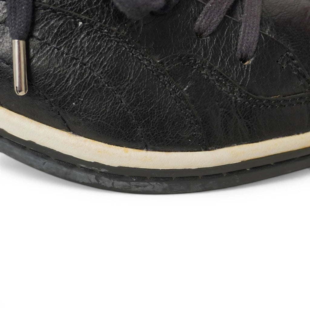 Dettaglio laterale avampiede e profilo intersuola ossidato bicolore sneaker Puma x Alexander McQueen Scythe Mid