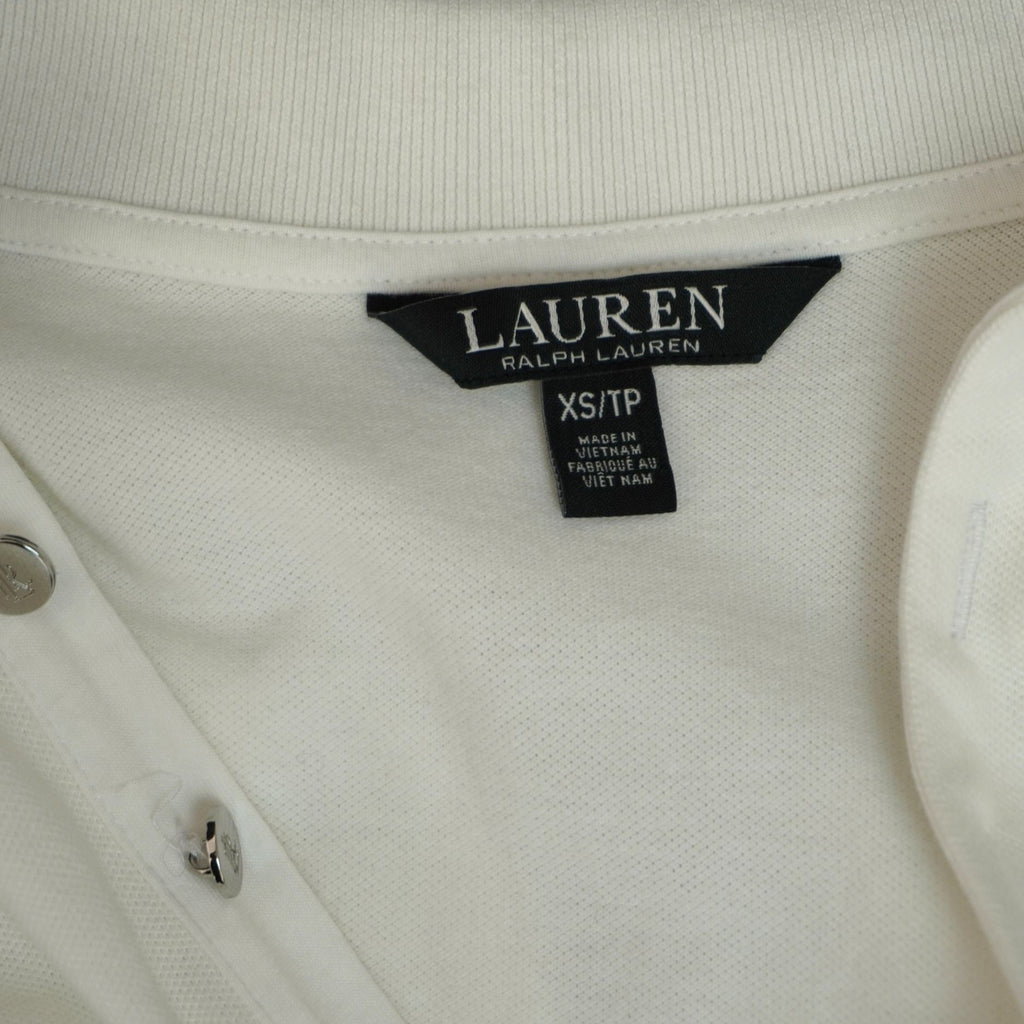 Etichetta originale interna di colore nero Polo Ralph Lauren cucita sul retro del collo con indicazione della taglia XS.