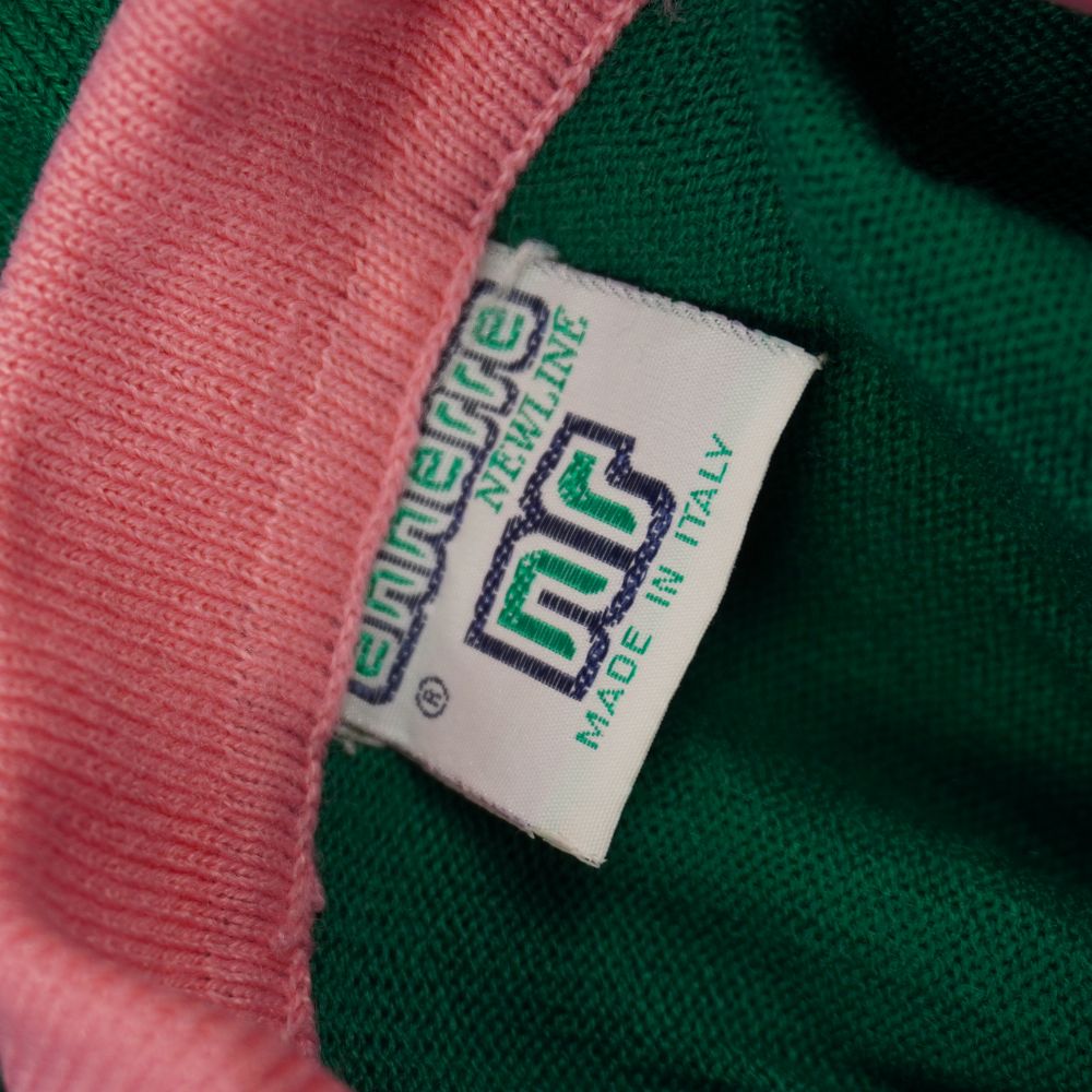 Dettaglio dell'etichetta originale Ennerre Newline Made in Italy cucita all'interno del colletto
