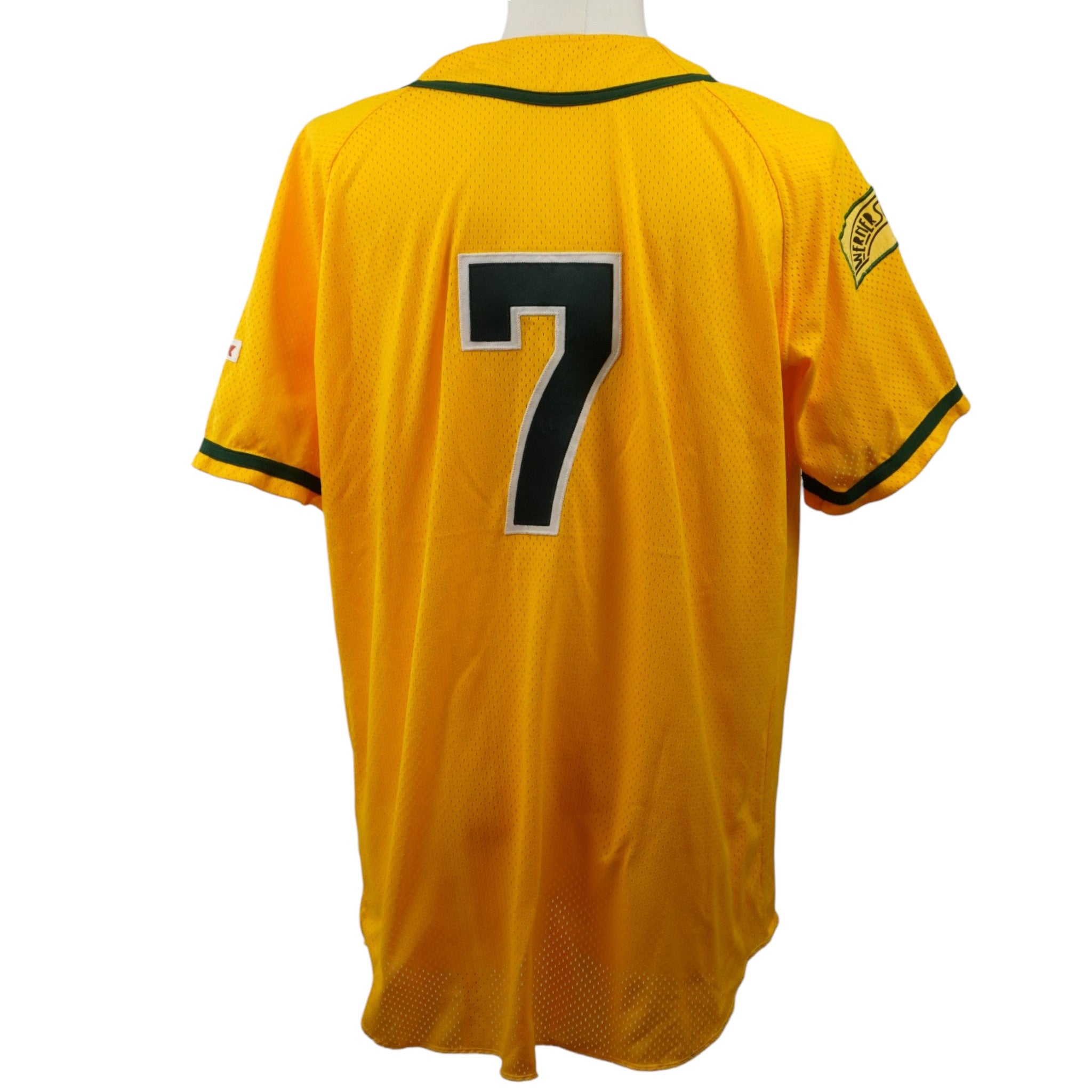 Vista posteriore della maglia SSK Wanderers che mostra il numero 7 nero ricamato con profilo bianco su fondo giallo.