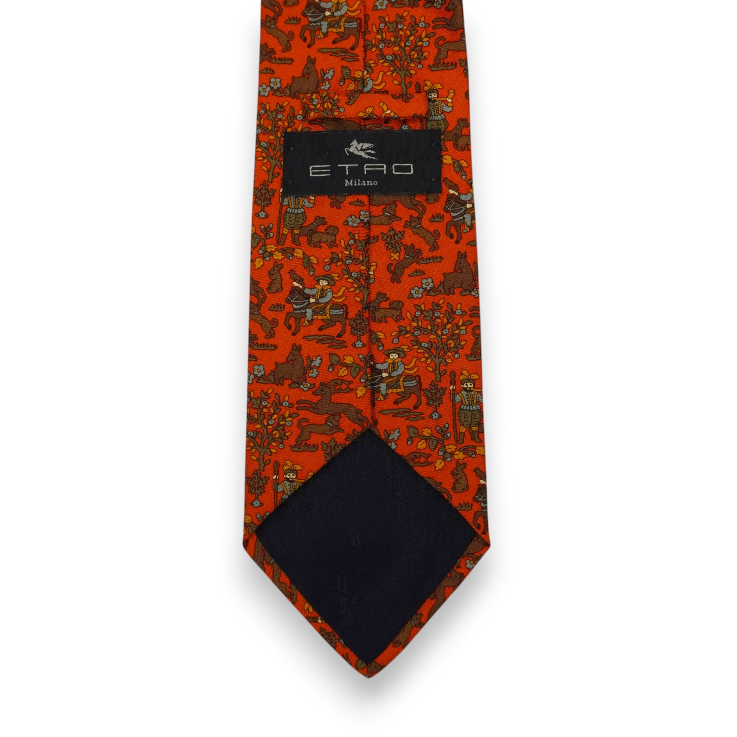 Dettaglio del retro della pala della cravatta vintage Etro Milano con etichetta nera del brand e fodera interna con logo Pegaso.