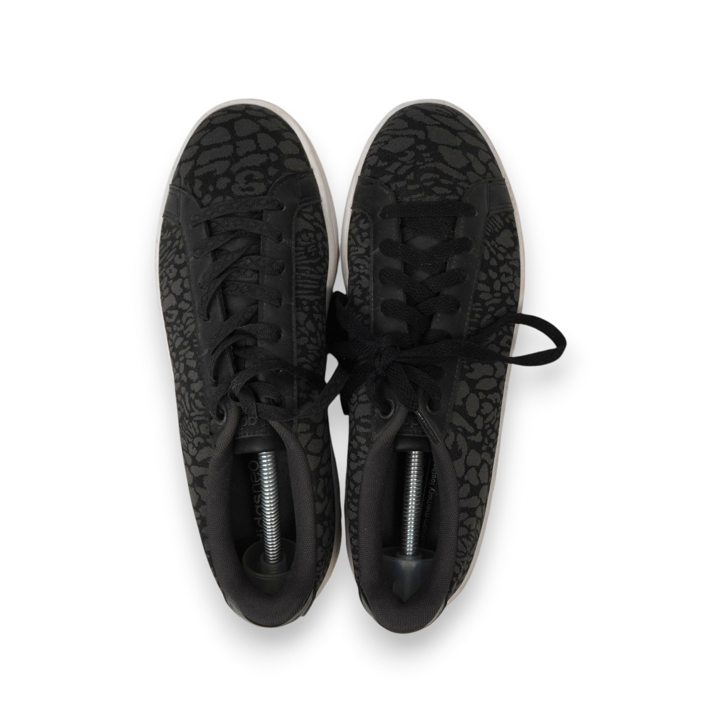 Scarpe sneakers uomo Adidas Neo Cloudfoam Advantage nere e grigie vista dall'alto della tomaia
