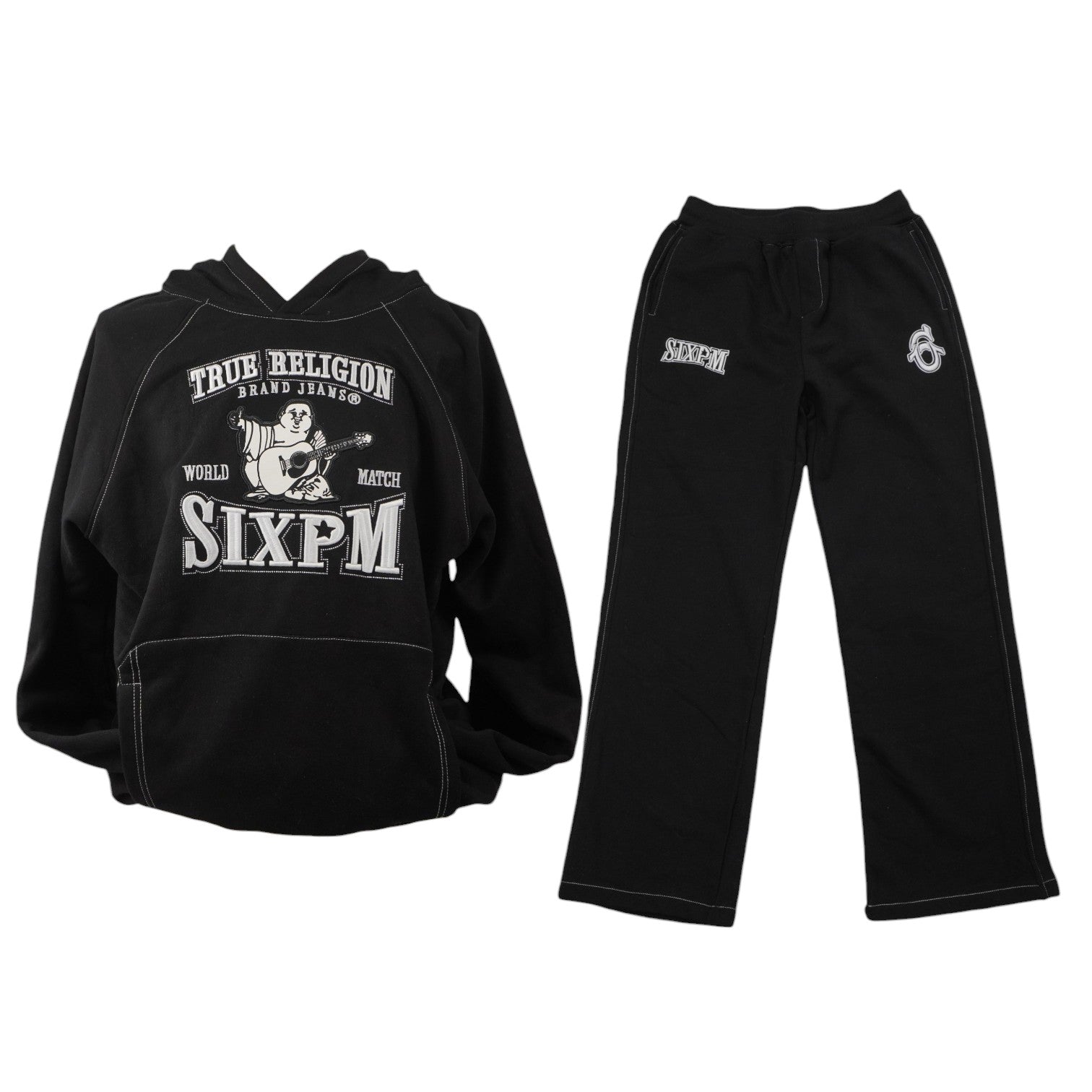 Tuta da ginnastica nera 6PM x True Religion con felpa boxy e pantaloni coordinati.